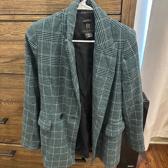 Jacket - Picture 1 of 3